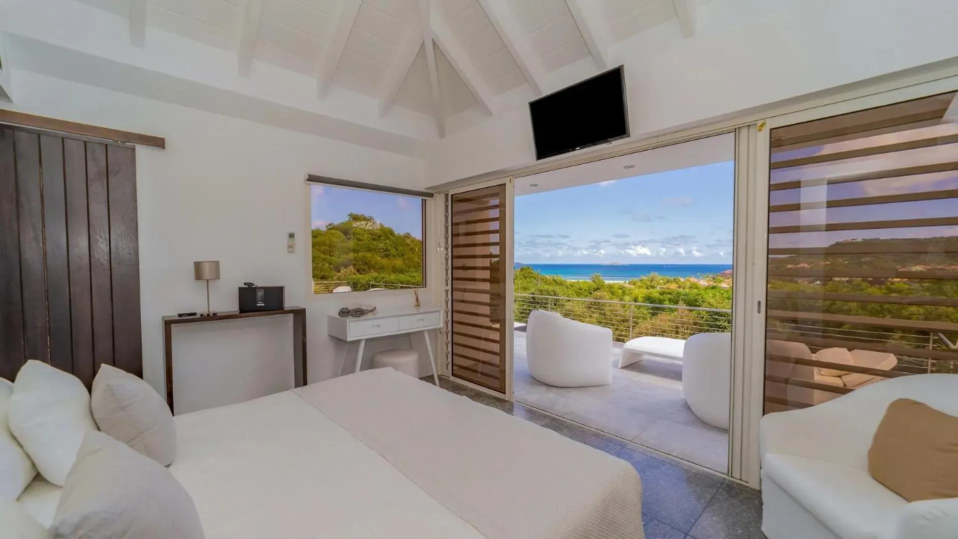 Amazing Villa With Views Over the Bay Gustavia