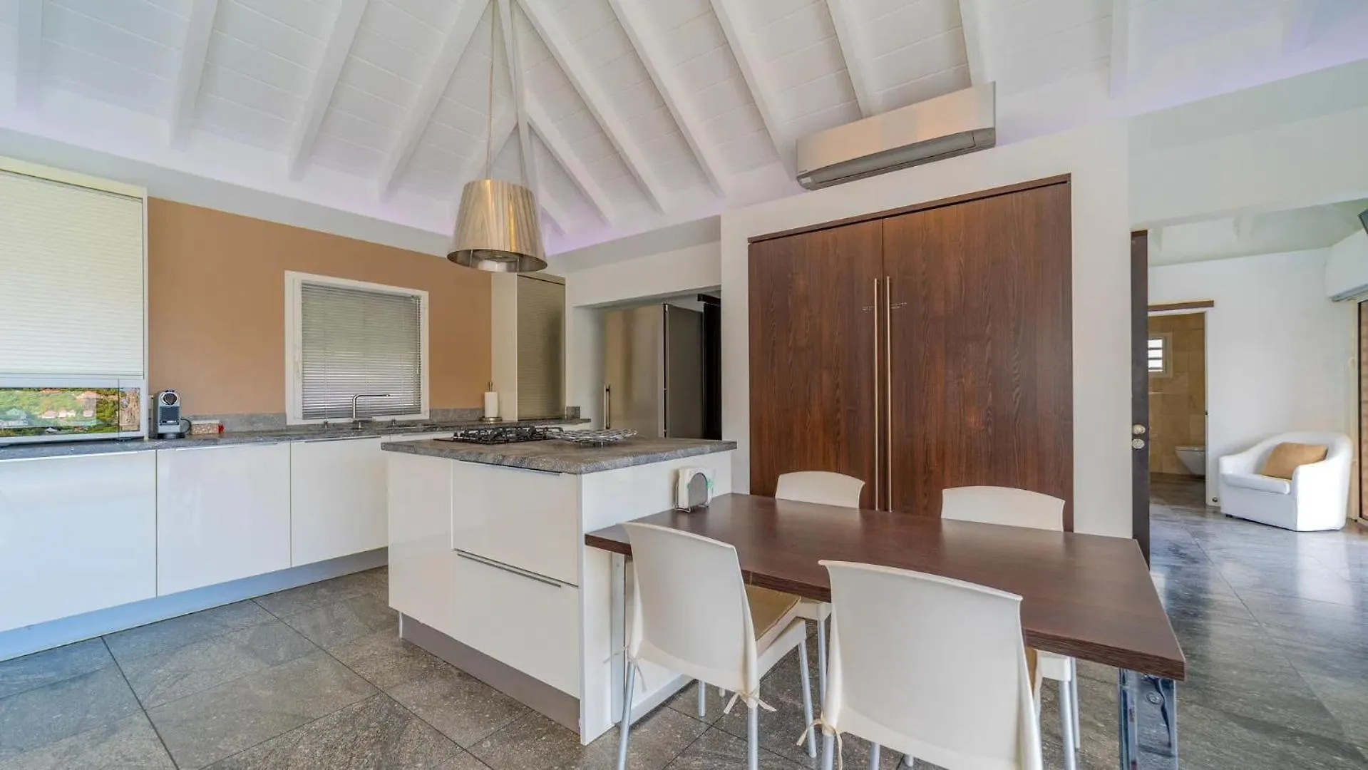 Amazing Villa With Views Over the Bay غوستافي سانت بارتيليمي